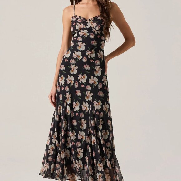 Maeryn Sweetheart Ruffle Maxi Dress - Picture 4 of 6
